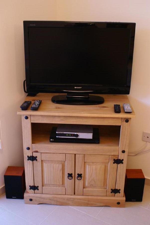 Pleasantly Furnished Apartment B201 With Large Terrace, Wi-Fi & Android Tv Pegeia Exterior foto