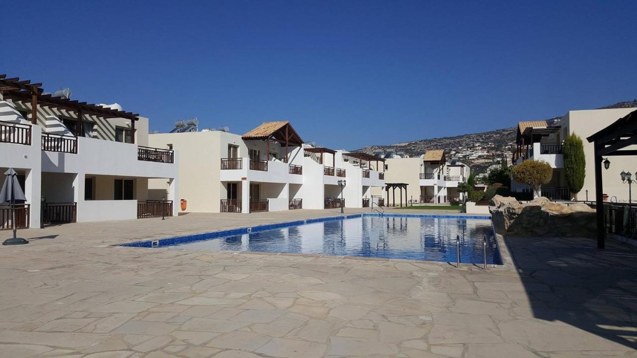 Pleasantly Furnished Apartment B201 With Large Terrace, Wi-Fi & Android Tv Pegeia Exterior foto